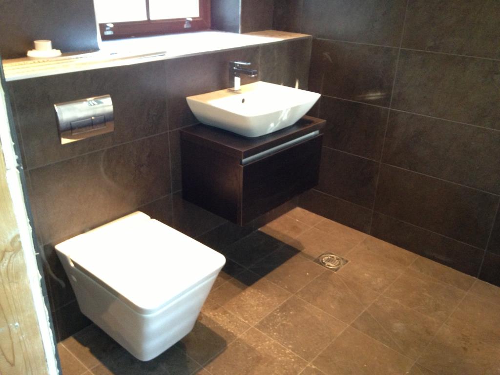 Example Fitted Bathroom #1