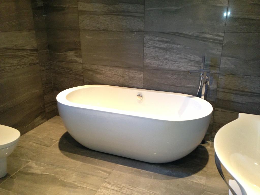 Example Fitted Bathroom #2